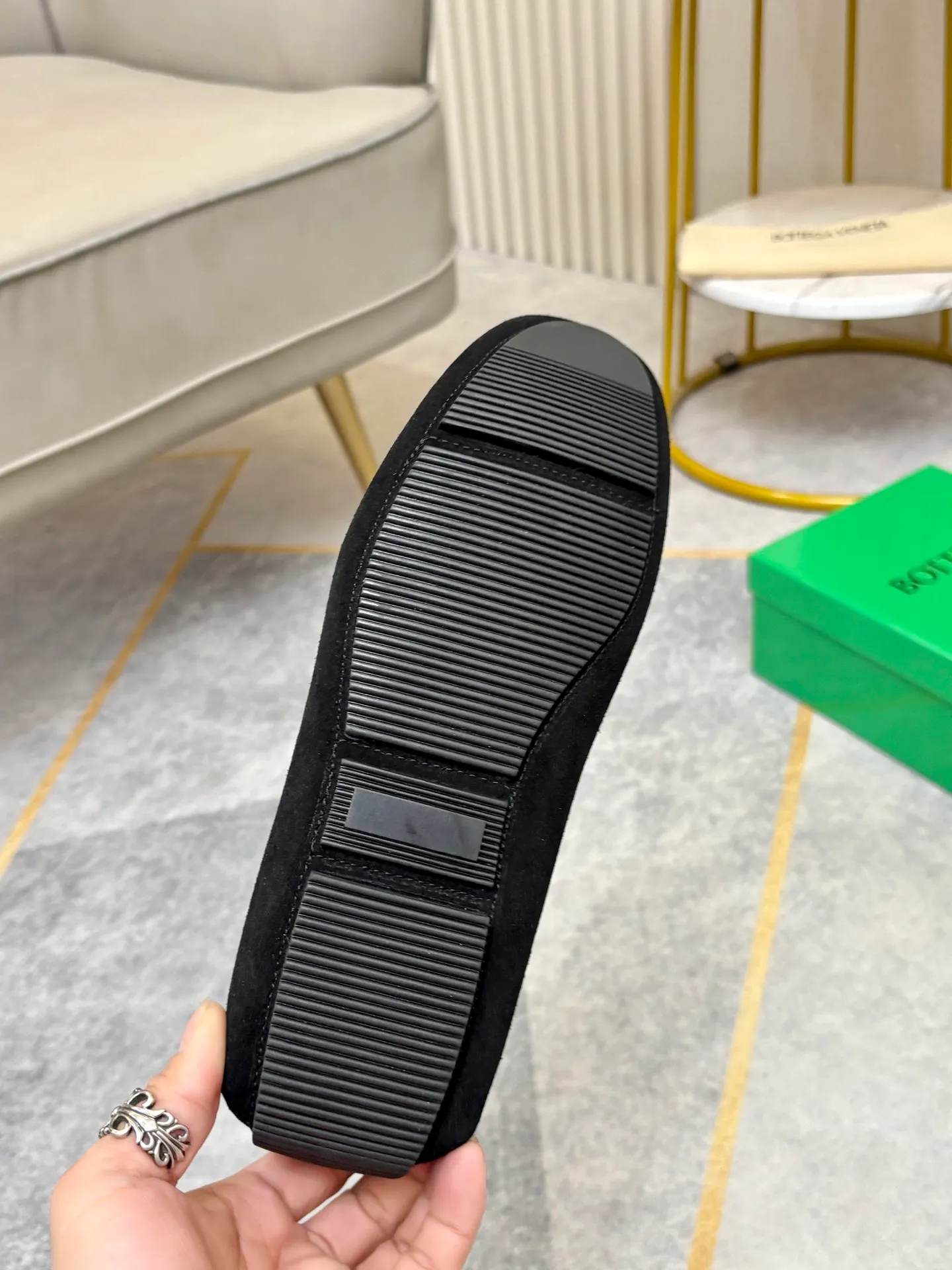 P420💰 (Niu Li + Niu Pad) [BV] The latest hot style‼ ️Casual men's shoes, uppers imported first-layer cowhide ➕Full imported cowhide lining✔️Exquisite workmanship, excellent foot feel, special rubber soles✔️, cool and fashionable, the latest fashion, fashionable outsole, hurry up.  Code number: 38-44 (can be customized to 37.45, non-refundable)